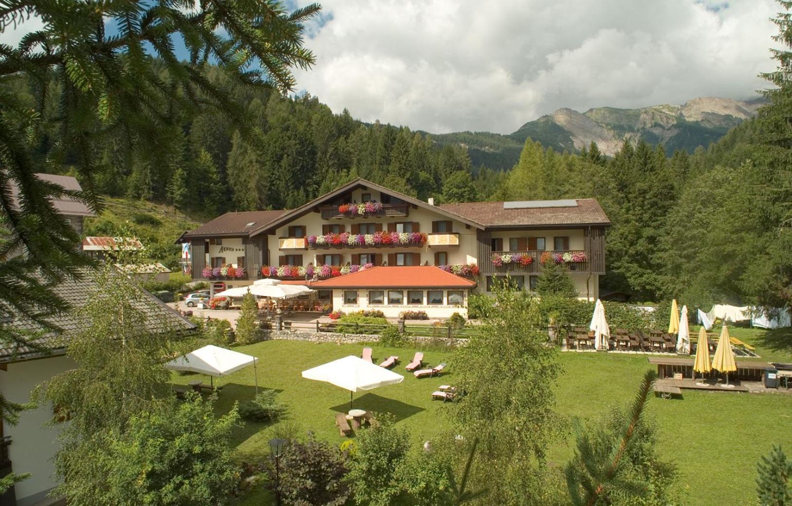 Park Hotel Arnica Falcade Dış mekan fotoğraf